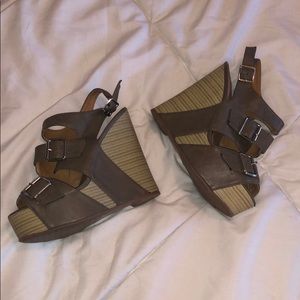 Taupe wedge strap sandals